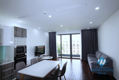 Lake-view 2 bedrooms apartment in Tu Hoa for rent.
